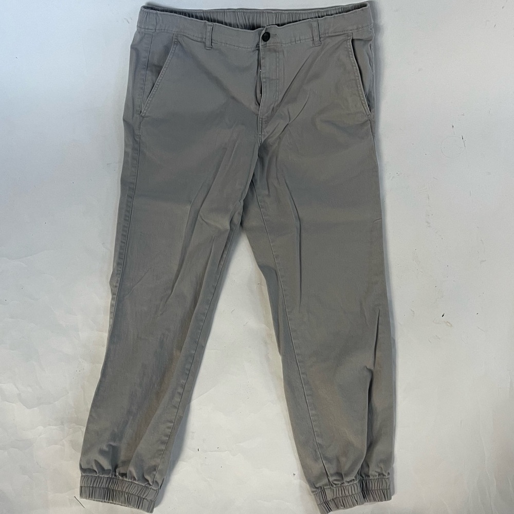 Mens Joggers - Amazon Essentials size XL (fits like a 36”)